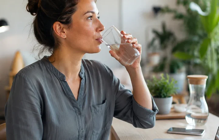 Hydratation : combien boire sans appliquer un chiffre à tout le monde ?